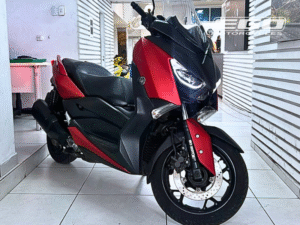 yamaha xmax 250 vermelha (1)