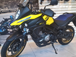 VSTROM 650 (1)