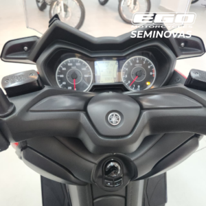 XMAX 250 (8)