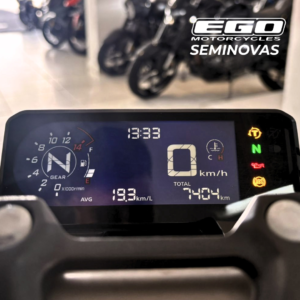 CB 650 R (6)
