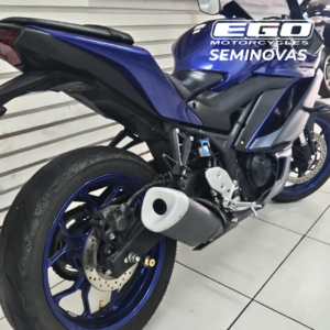 YAMAHA YZF R3 (3)